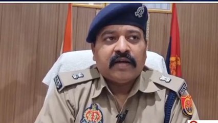 हरदोई: सड़क हादसे के दौरान खाई में पलटे दोनों वाहन,एक की मौत, 2 घायल