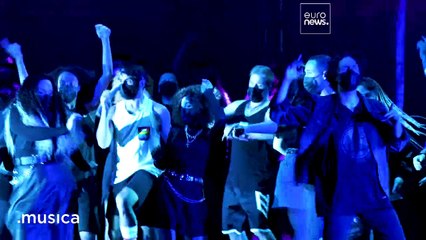 Zwischen Emotionen und Gesellschaftskritik: visionäre Opernregisseure, die neue Wege gehen