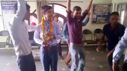 Video Story - हाईस्कूल के 5 छात्रों ने प्रदेश की मेरिट लिस्ट में बनाई जगह