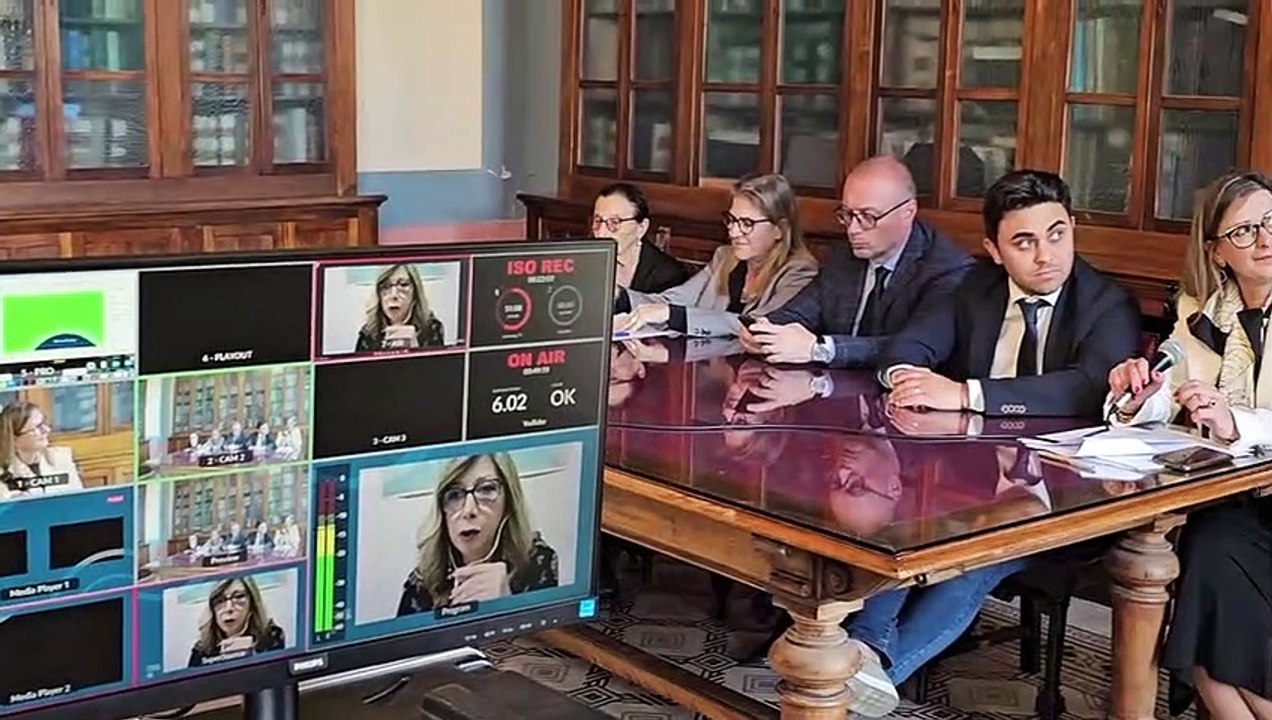 Reggio, il fisico di Harvard Avi Loeb è il prim...