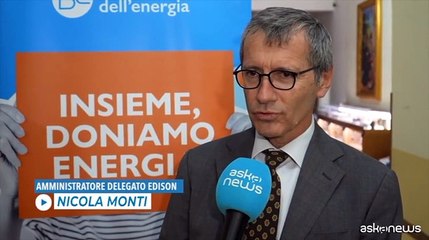 Tải video: Energia, Monti (Edison): aiuto bollette a 91 famiglie calabresi