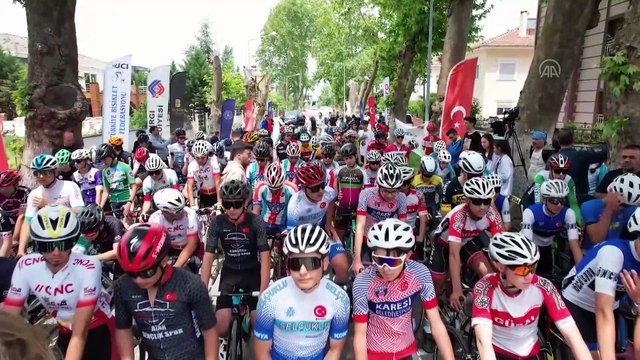 Türkiye Kupası 2. Etap Puanlı Yol Bisiklet Yarışları, Balıkesir'de tamamlandı
