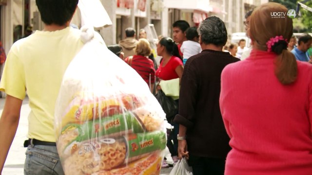 Hay que fortalecer a la democracia minando la corrupción, señala ex consultor de Naciones Unidas