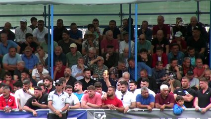 Download Video: ANTALYA - Türkiye Yağlı Güreş Ligi Manavgat etabının başpehlivanı Ali Gürbüz oldu