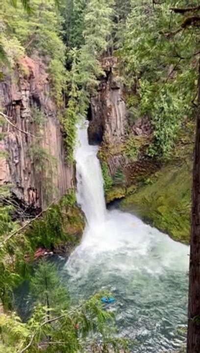 Daring Kayakers Descend a Massive Waterfall