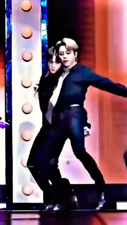 WOW #btsshorts #shorts #bts #btsarmy #btsedits #kpop #jimin #hot #dance