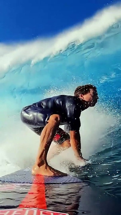Beautiful slow motion surf