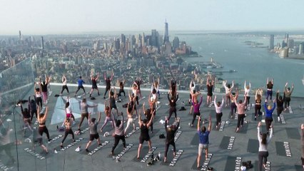 Erleuchtung in 335 Metern Höhe: Wolkenkratzer-Yoga in New York