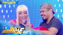 RamPanalo contestant Elias shows a throwback picture of Vice | It's Showtime