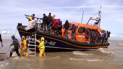 مستوى قياسي للهجرة إلى بريطانيا خلال 2022.. ما الأسباب؟