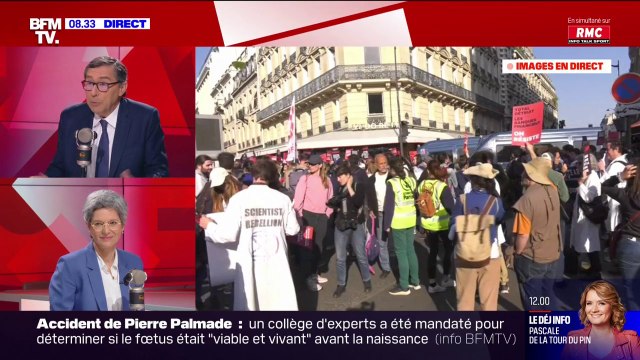 Merci à eux d'être là : Sandrine Rousseau (EELV) apporte son soutien aux manifestants devant l'AG de TotalEnergies