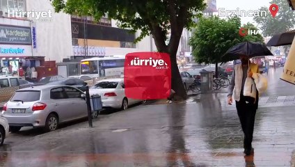Erzincan’da sağanak yağış hayatı olumsuz yönde etkiledi