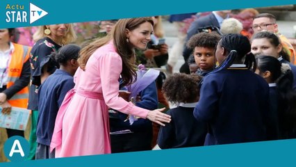 Kate Middleton : pourquoi elle ne peut pas signer d'autographes et comment elle contourne cette inte