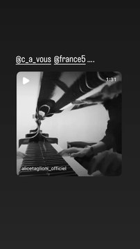 Laurent Delahousse a relayé sur Instagram la venue de sa compagne Alice Taglioni dans C à vous