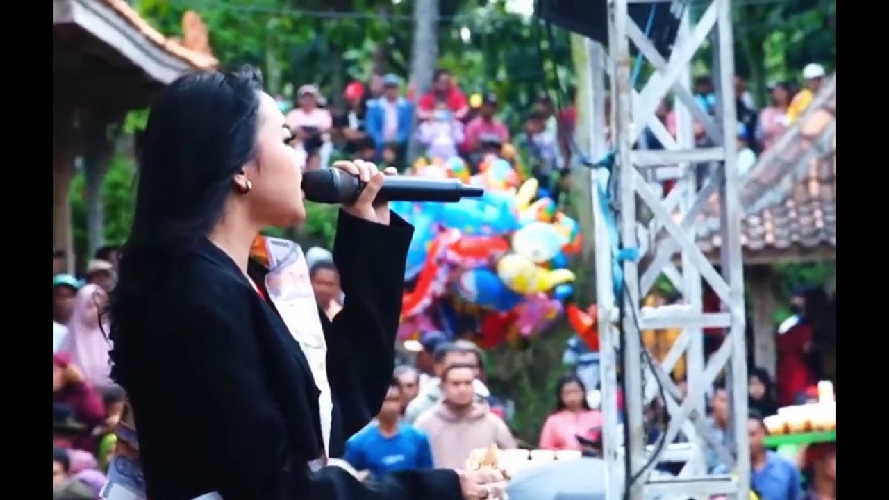 Dinding Pemisah video Dailymotion