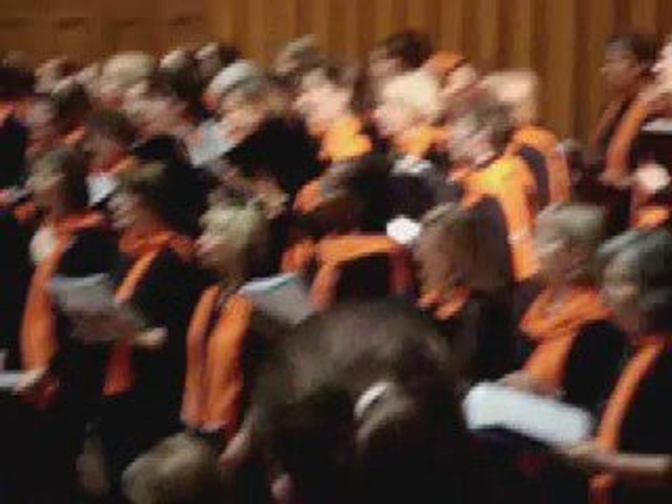 Down to the river to pray (Allison Krauss) http://benoit.reeves.fr