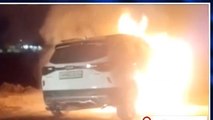 मिर्जापुर: हाइवे पर कार-बाइक में लगी आग, दिल दहला देगा ये वीडियो, कई झुलसे