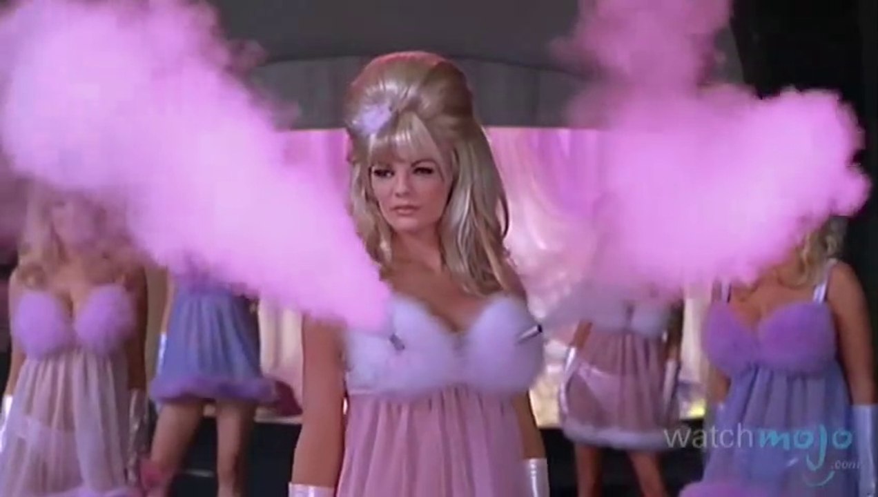 Top 10 Sexy Female Movie Villains
