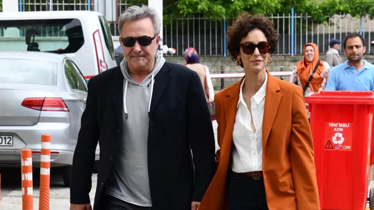 Mehmet Aslantuğ ile Arzum Onan boşandı; el ele adliyeye geldiler