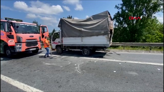 TEM otoyolunda 5 aracın karıştığı zincirleme kaza