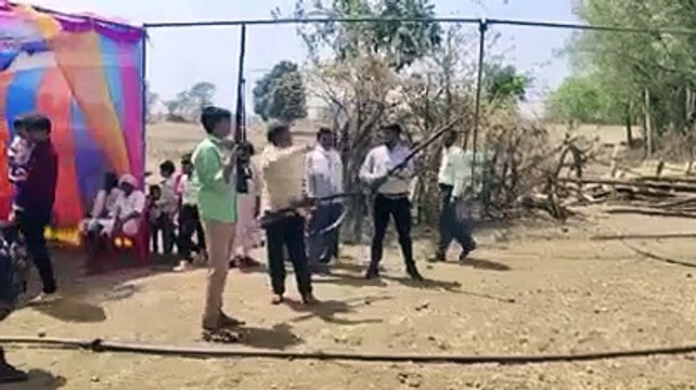 VIDEO: विधायक पुत्र ने शादी समारोह में की हर्ष फायरिंग