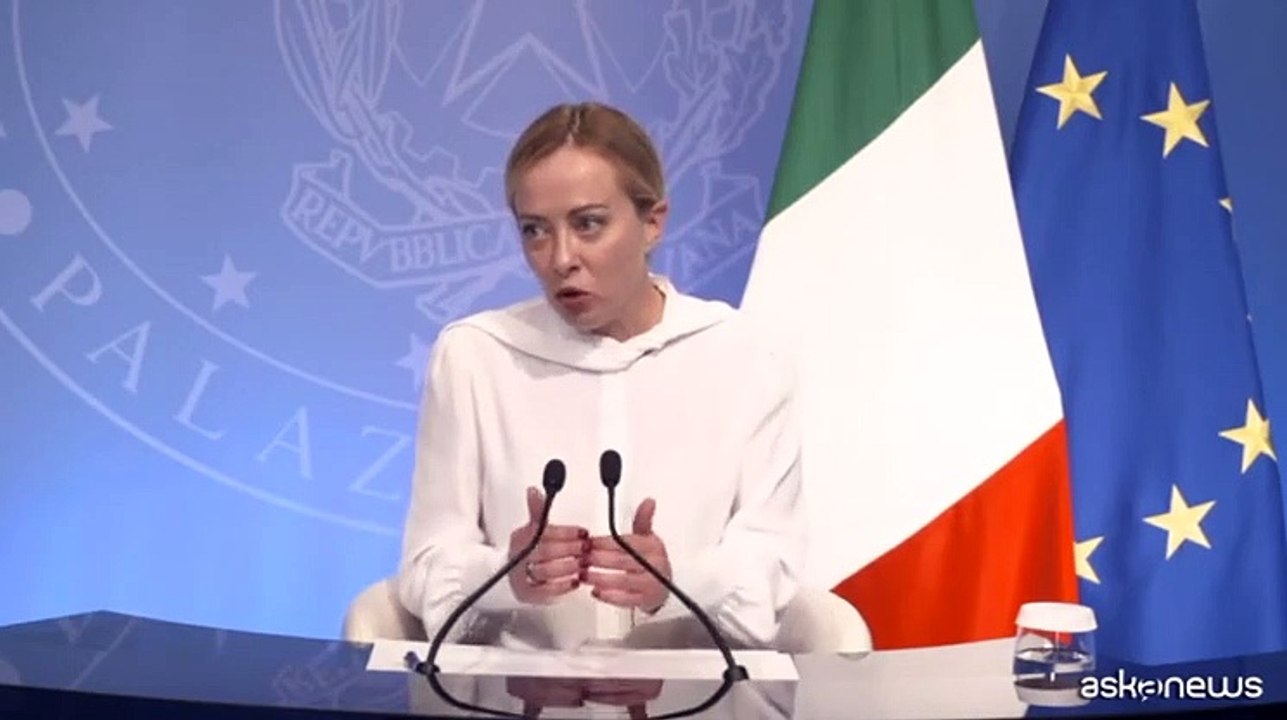 Meloni: "Salario minimo rischio boomerang, meglio taglio cuneo"