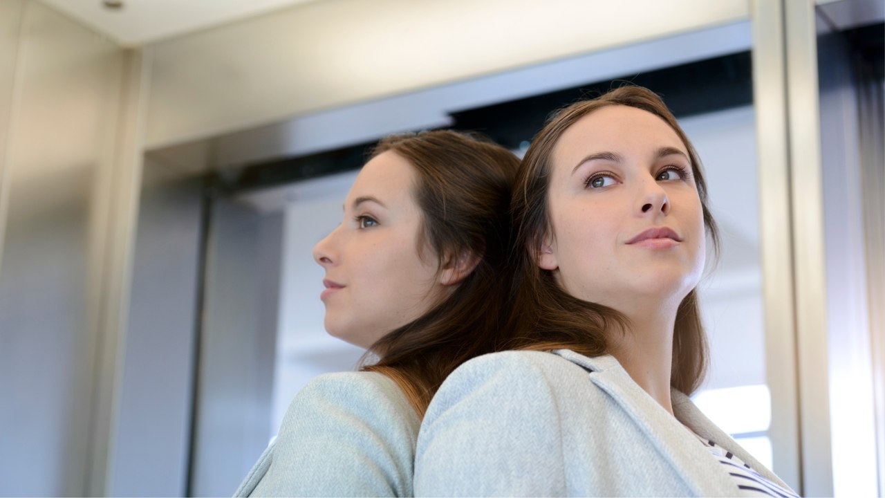 Psychologischer Trick: Darum haben Fahrstühle Spiegel