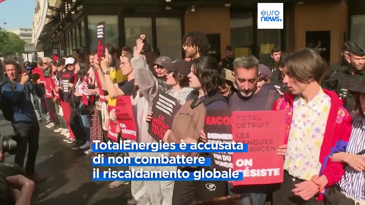Ambientalisti, missione (in)compiuta: "Sì" degli azionisti di TotalEnergies alla politica climatica