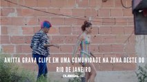 Anitta grava clipe em uma comunidade na Zona Oeste do Rio de Janeiro