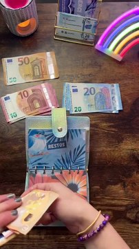 Pourquoi certaines personnes critiquent les enveloppes ?