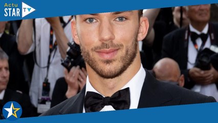 Pierre Gasly monte les marches à Cannes avec la superbe Kika, époustouflante dans une robe fendue