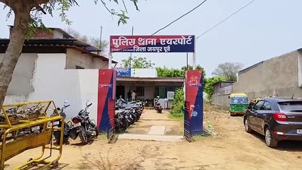 टार्च में छिपाकर दुबई से लाया दो किलो सोना, पुलिस ने पकड़ा