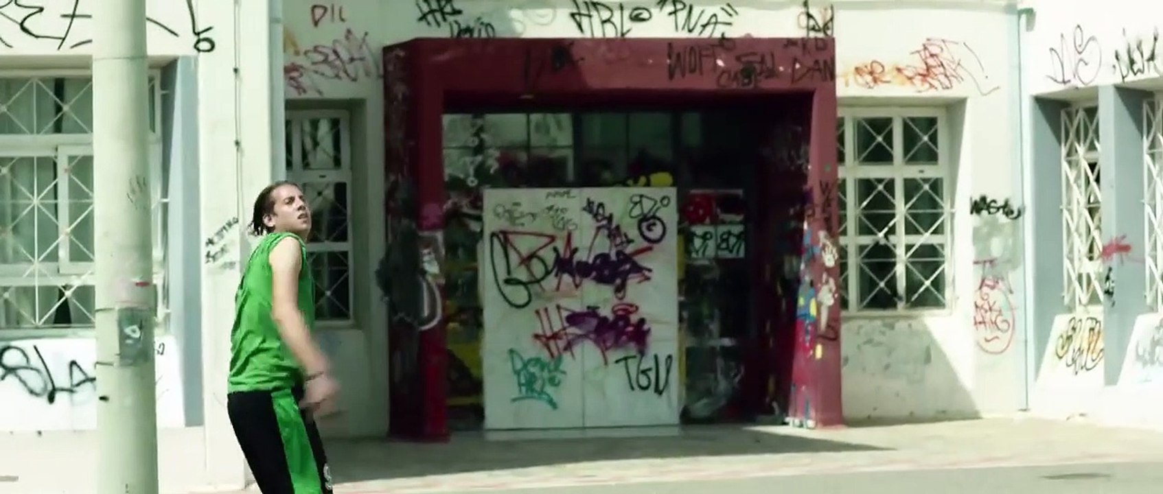 Shy boy falls in love with the most popular boy in school | "Greek school prayer" by T. Neofotistos