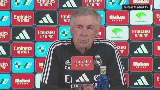 Ancelotti : Ce que dois faire Hazard ? Je vais en parler avec lui et non pas ici