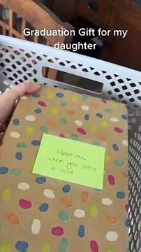 Este presente de formatura deixou a Internet 'lavada em lágrimas'
