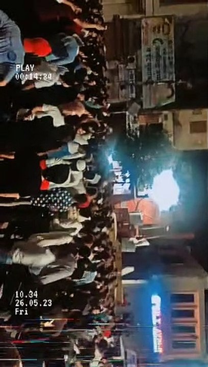 लालकोठी थाना पुलिस ने ऐसा क्या किया, सैकड़ों लोग प्रदर्शन करने पहुंच गए : देखें वीडियो