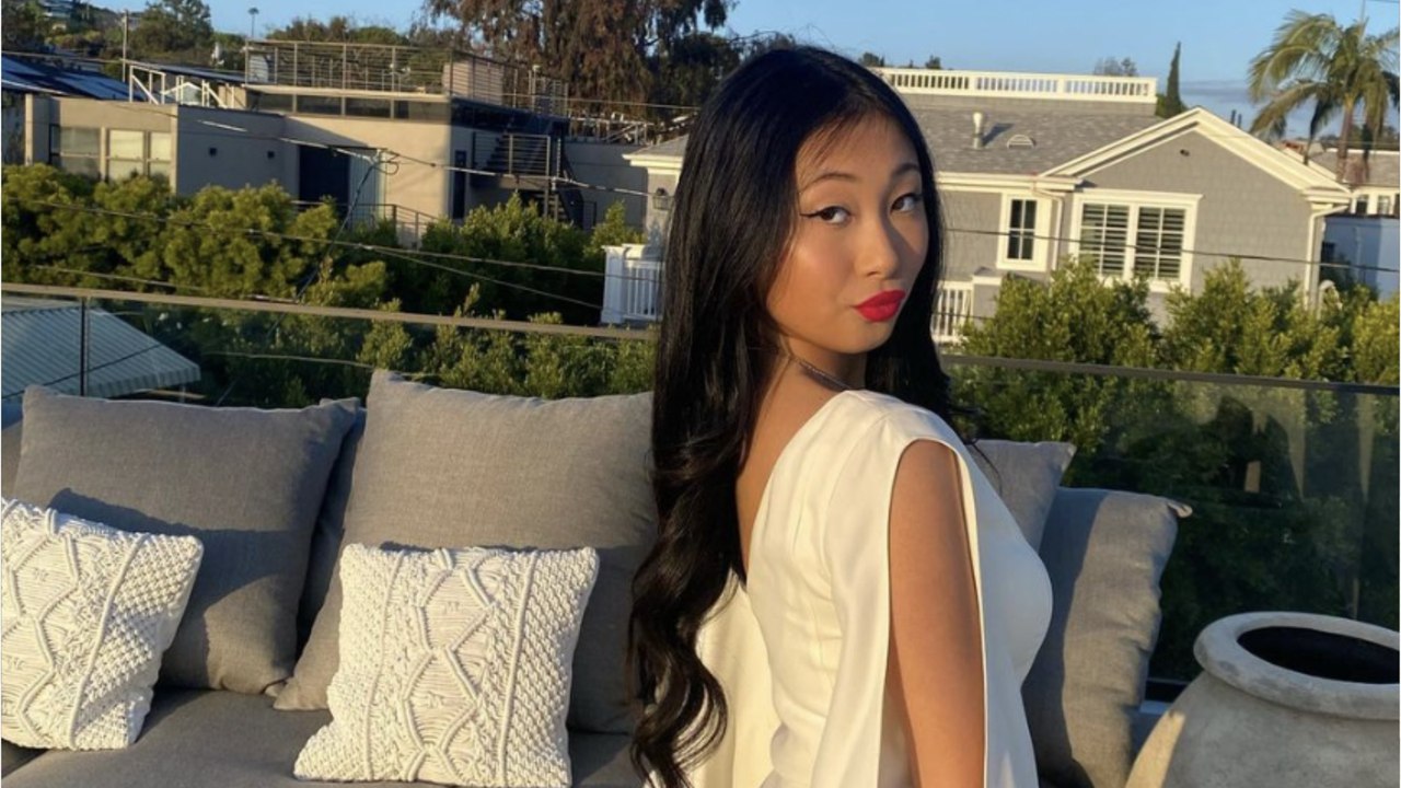 GALA VIDEO - PHOTO - Jade Hallyday sculpturale en bikini, l’été peut officiellement commencer !