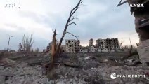 Ucraina, quel che rimane di Bakhmut nelle immagini dei droni russi