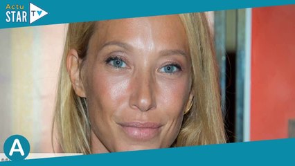 « J'ai hérité d'une maison » : Laura Smet fait une intrigante confidence en évoquant son père Johnny