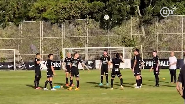 Corinthians treina visando o duelo contra o Fluminense pelo Brasileirão