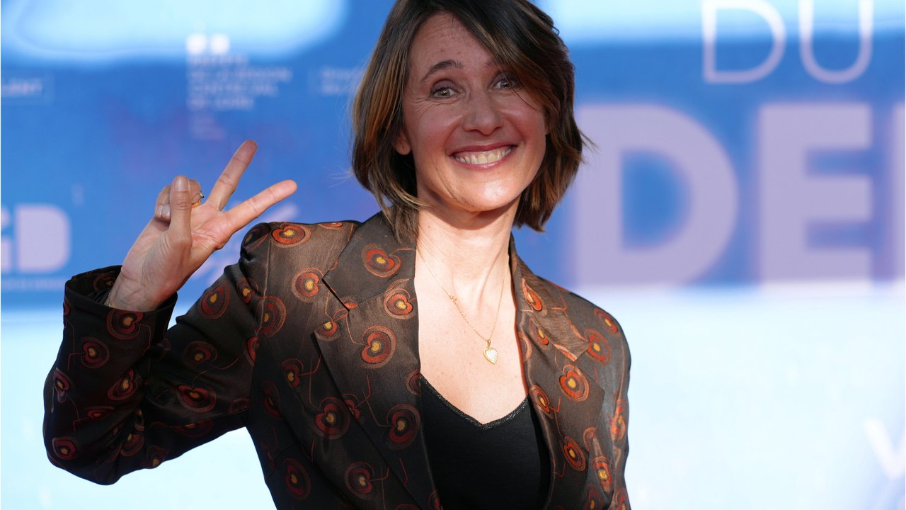 Voici - Alexia Laroche-Joubert dévoile son dernier projet et débarque sur Amazon