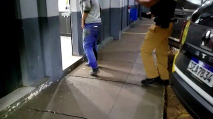 Mulher "toma umas" na obra é acaba detida por embriaguez ao volante