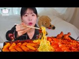 ASMR MUKBANG Spicy Spaghetti with various toppings. Corn Cheese, Chicken, Chili shrimp, Pepperoni.
