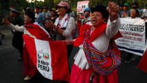 Perú en la encrucijada, un debate sobre la crisis política, la economía y las violaciones de derechos humanos en el país andino