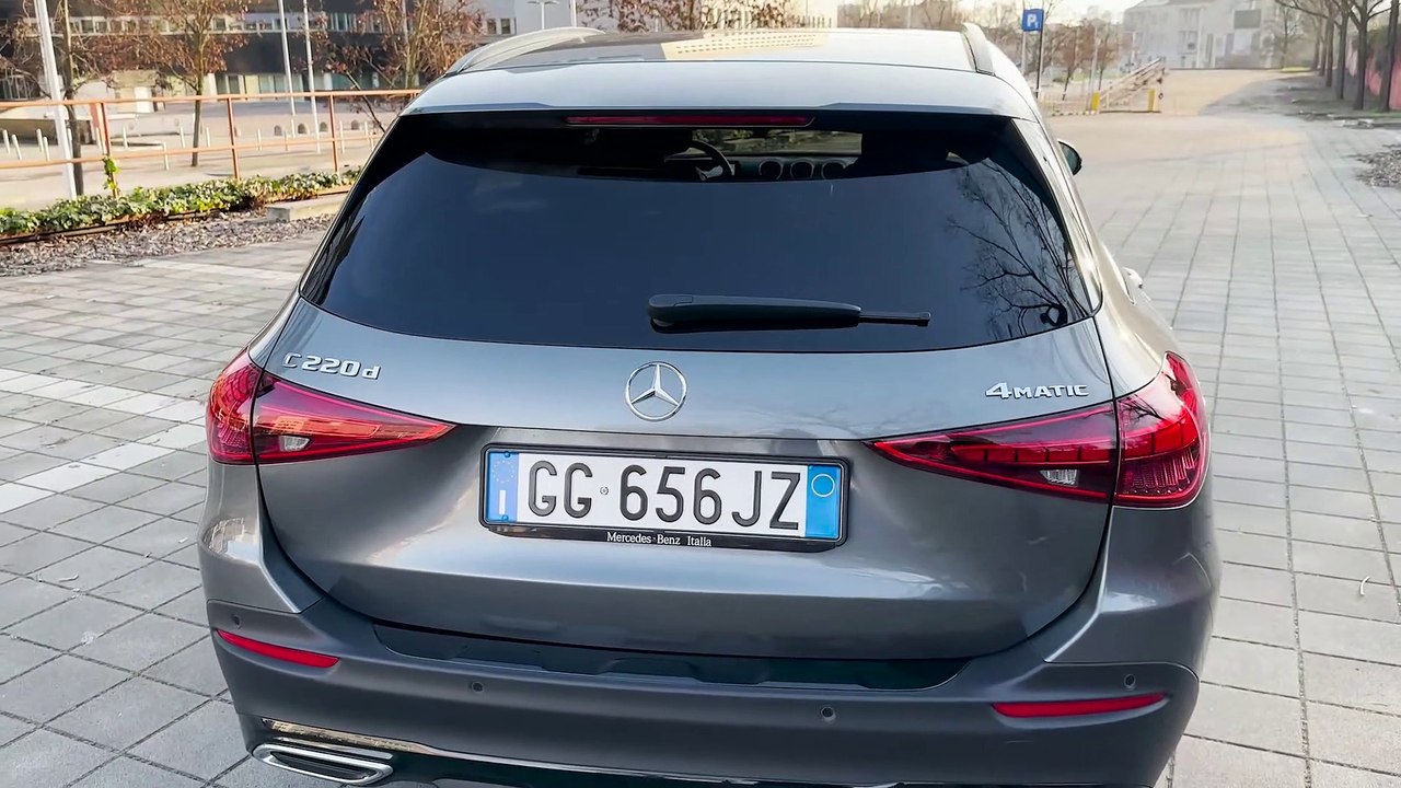 Recensione Mercedes Classe C All Terrain: Non chiamatela familiare!