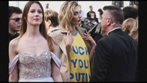 A Cannes la protesta della modella ucraina contro Putin