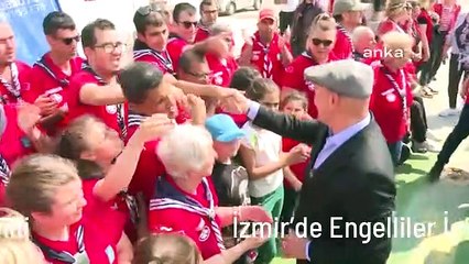 İzmir'de Engelliler İçin Kubilay Arabalı Vapuru'nda Etkinlik Düzenlendi