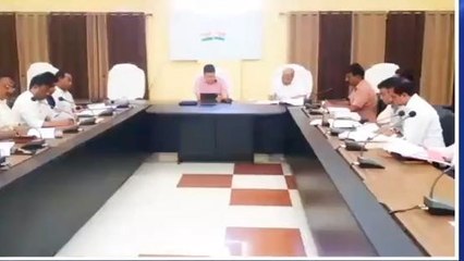 चन्दौली: एक्शन में डीएम, जिले में मचा हड़कंप