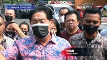 Aksi Tabur Bunga Pemilik dan Pekerja Protes Pembongkaran Ruko di Pluit