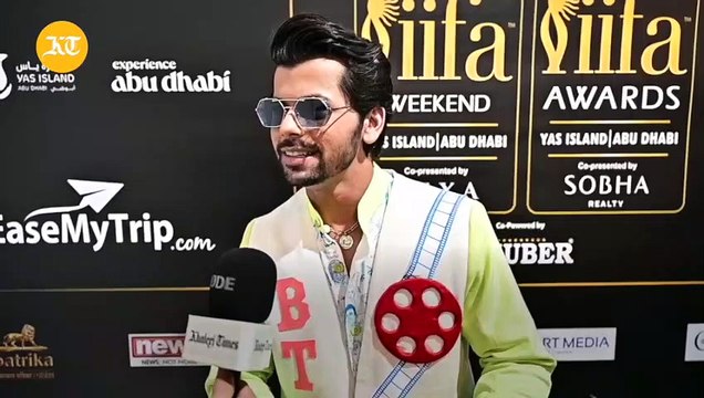 IIFA 2023: Bollywood celebs walk the green carpet in Abu Dhabi